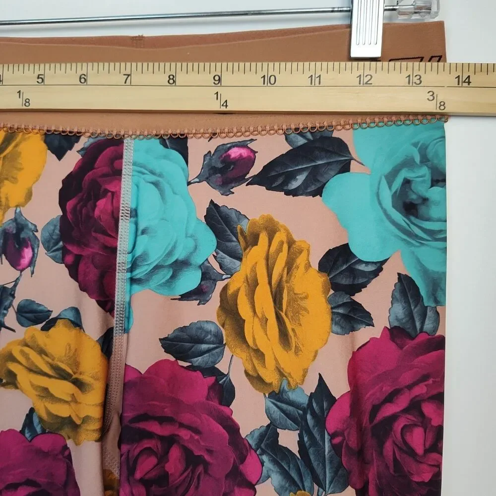 Nike Dri-Fit Leggings Women's M Tan/Purple/Teal/Yellow Floral Pattern‎